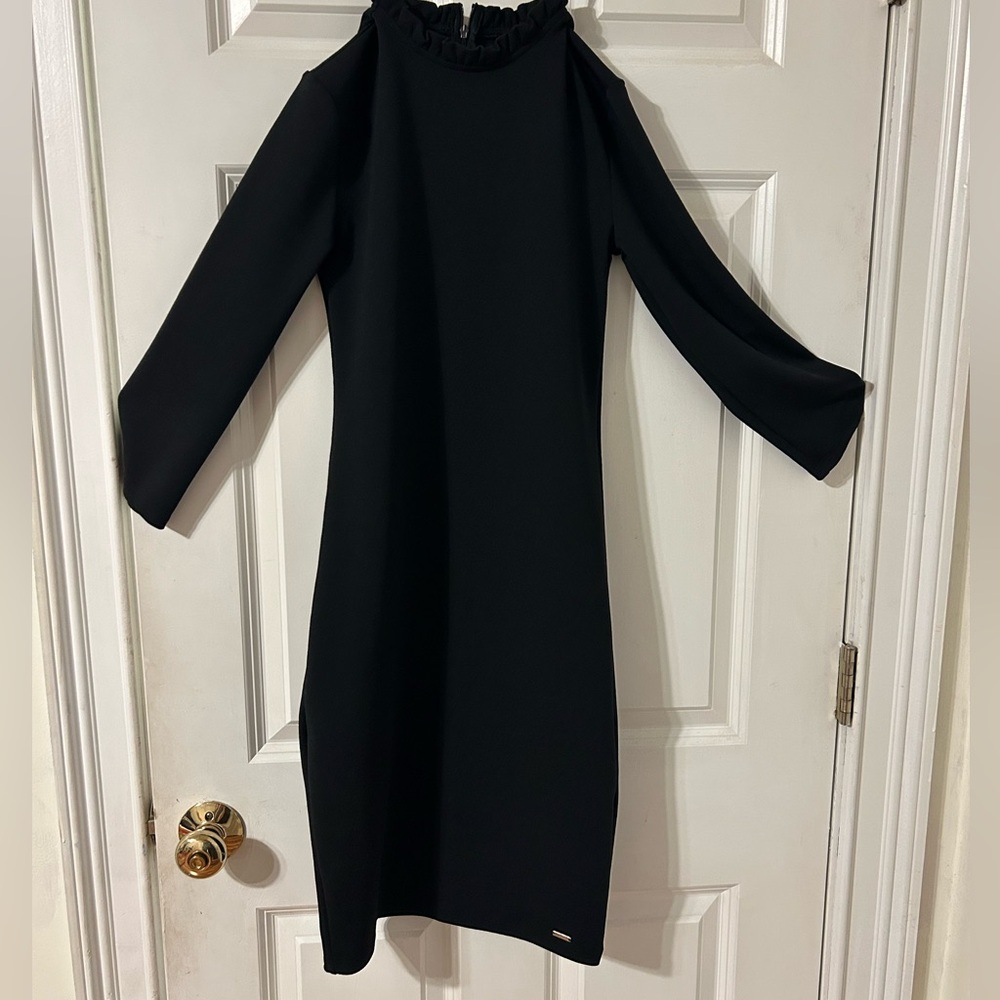 Long black sleeve dress